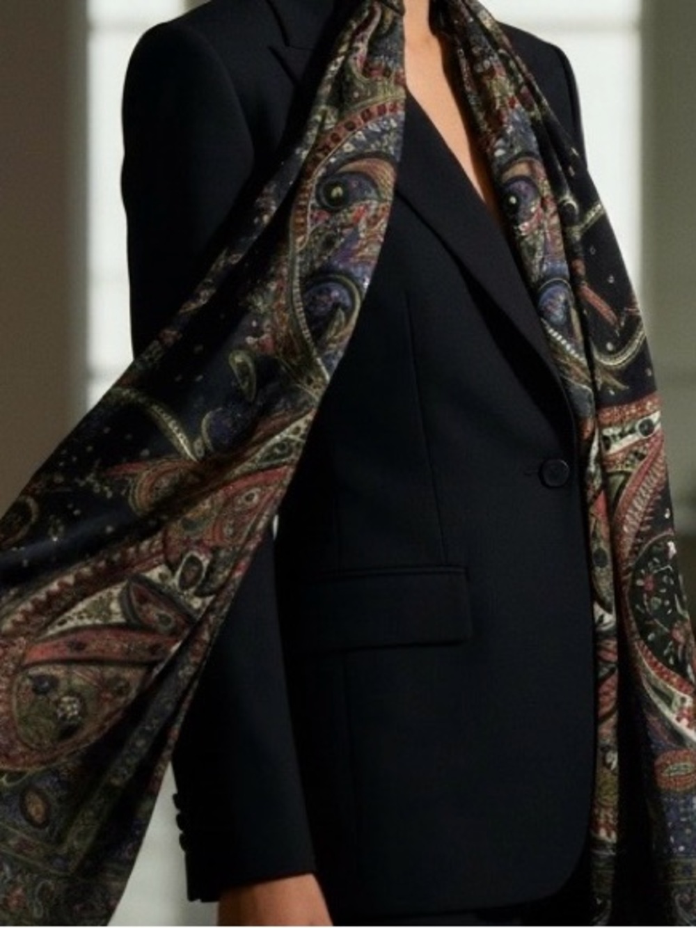 Scarf Lightweight Multicolor Paisley Made in India New!